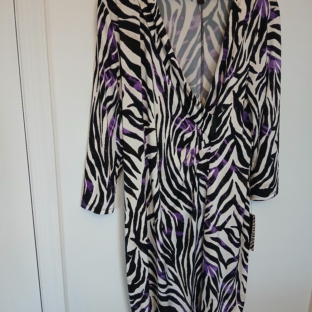 Dana Buchman new with tag Women's dress size L